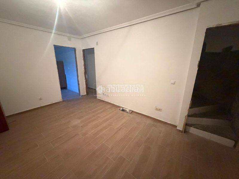 Foto 7c1f85c7-6148-4462-b6b6-724d73227727. Casa aparellada a Dehesilla de Calamón - Campomanes Badajoz
