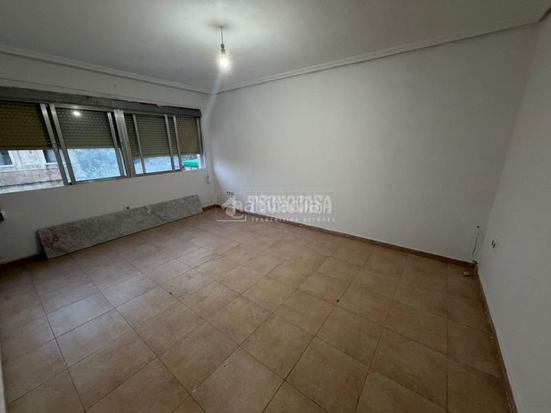 Foto b394f1ac-d7ae-4620-bda7-b37082841707. Casa aparellada a Dehesilla de Calamón - Campomanes Badajoz