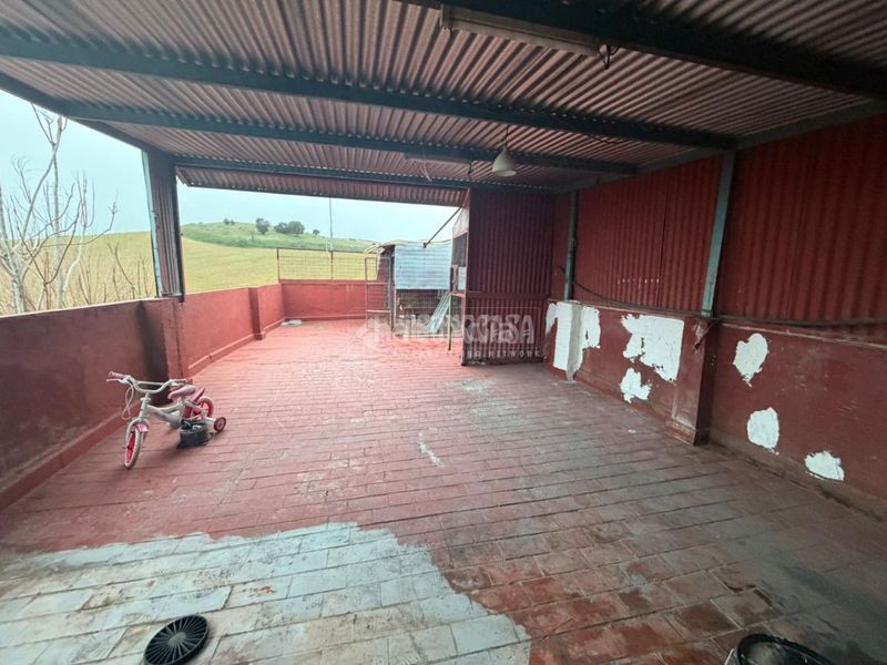 Foto d34d738d-c1dc-4a91-a734-4a01af6dc7e1. Casa aparellada a Dehesilla de Calamón - Campomanes Badajoz