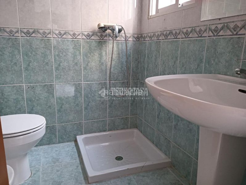Foto 501c0e3e-61ed-438b-94eb-fb94440afc16. Casa aparellada a Olivenza