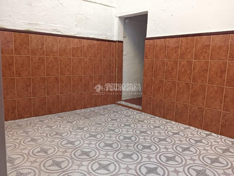 Foto b5872d7b-3277-4954-bdc7-071b74374a0f. Casa aparellada a Olivenza