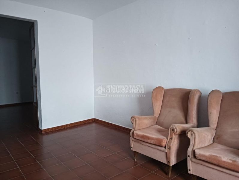 Foto f5ba49b8-f59f-4947-aa9b-9ca736e693bd. Casa aparellada a Olivenza