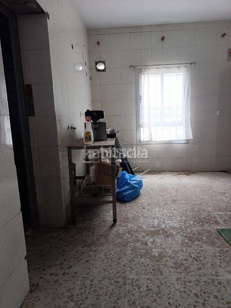 Foto c8968f10-fcdb-4ca1-83ba-89700b14e6c7. Casa aparellada a pedanías de Badajoz Badajoz