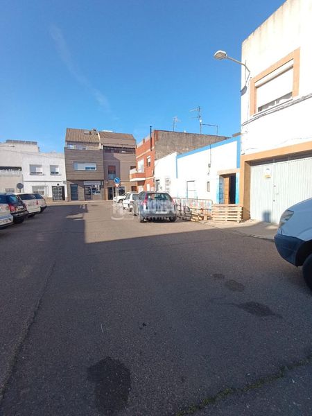 Foto 6b4855b3-5a5d-48bf-a958-47d5520fda9e. Casa aparellada a San Roque - Ronda Norte Badajoz