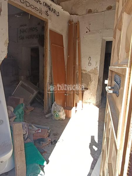 Foto 763ad379-6b2c-45e5-9b87-28e05ca78a1d. Casa aparellada a San Roque - Ronda Norte Badajoz