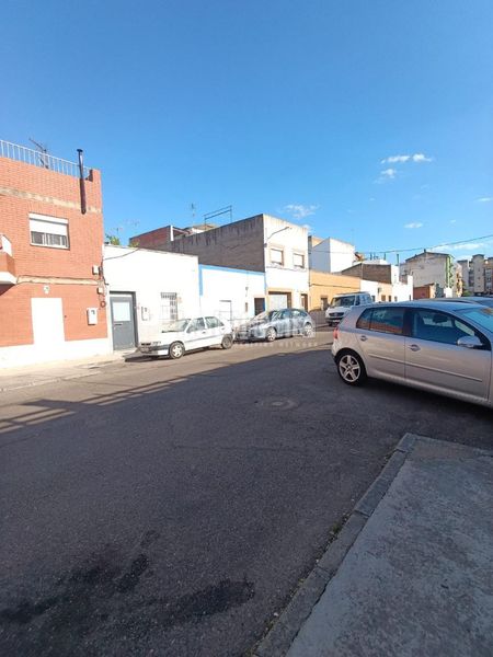 Foto a87b575d-f968-4f38-9cb2-89604df95e86. Casa aparellada a San Roque - Ronda Norte Badajoz