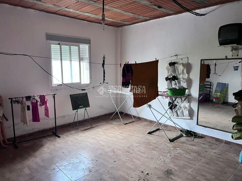 Foto 6a0e61fb-25c6-4a01-b717-010a81d7da82. Casa aparellada a Dehesilla de Calamón - Campomanes Badajoz