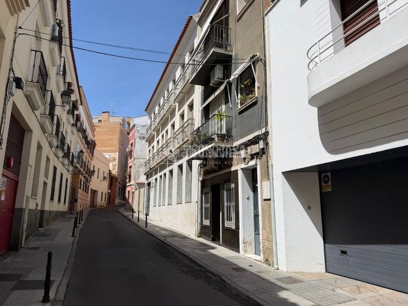 Foto 106f2257-d91b-4506-86ee-0e27b98638f4. Pis a Casco Antiguo Badajoz