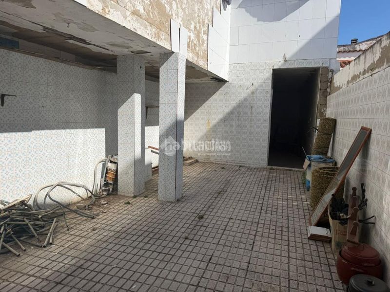 Foto 5058b054-18b6-441c-9aaa-bf4de8114ba7. Casa aparellada a Montijo