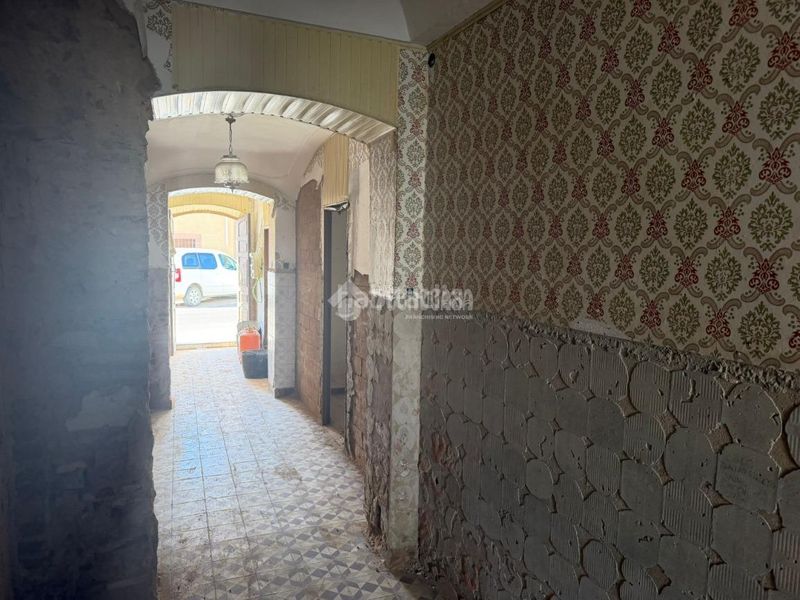 Foto 7b8cf4a8-0b42-4084-bc71-c7dd8d74389a. Casa aparellada a Montijo