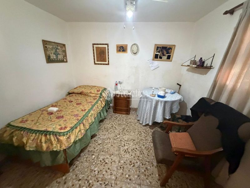 Foto 7d26bb1b-84fb-47a5-9c5a-86788fe8be62. Casa aparellada a Cerro de Reyes Badajoz