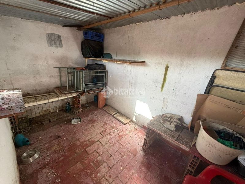 Foto d9713cda-f706-44d3-bd3d-0686e9d72312. Casa aparellada a Cerro de Reyes Badajoz