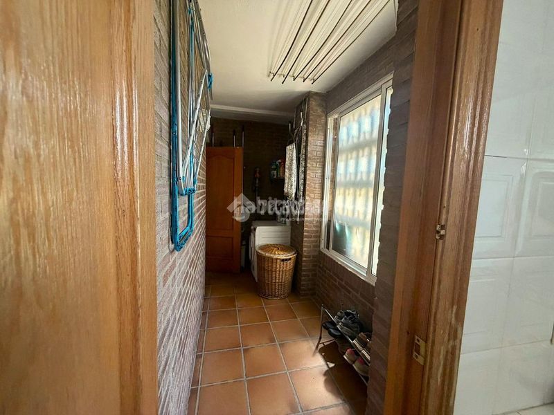 Foto bef2007c-e1ca-4e5c-95bf-35015395b2ae. Casa amb aparcament piscina a Las Vaguadas Badajoz