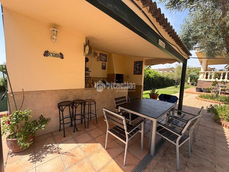 Foto c5077b89-151d-4371-a82d-e43d8e09e85d. Casa amb aparcament piscina a Las Vaguadas Badajoz