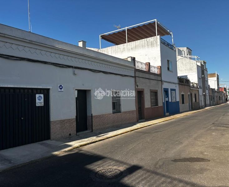 Foto 0417fa0b-9095-47f8-8cf3-967dfbb939e7. Casa a San Roque - Ronda Norte Badajoz