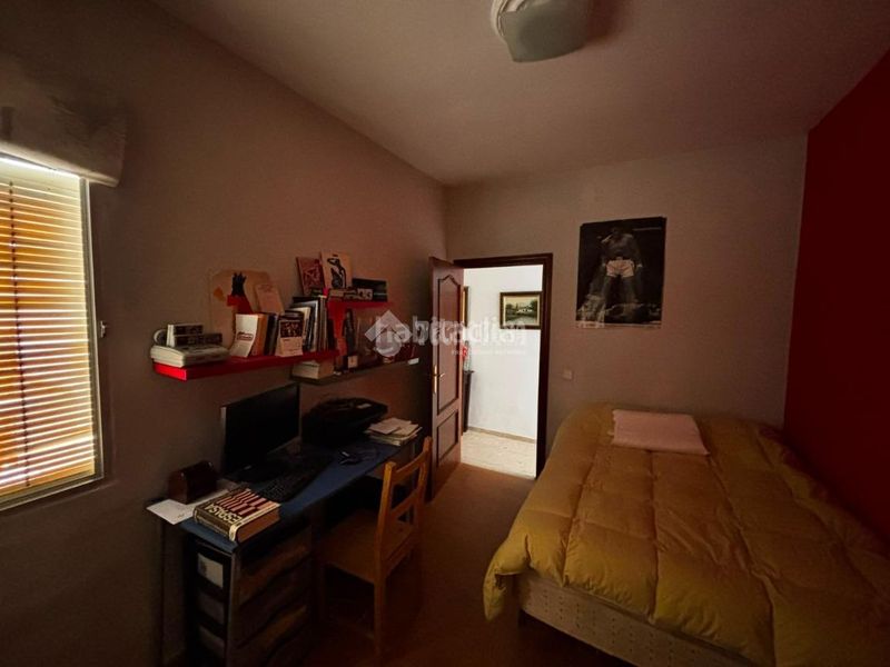 Foto b036e9c5-2f23-44c5-a5ff-fe0a0e578345. Casa a San Roque - Ronda Norte Badajoz