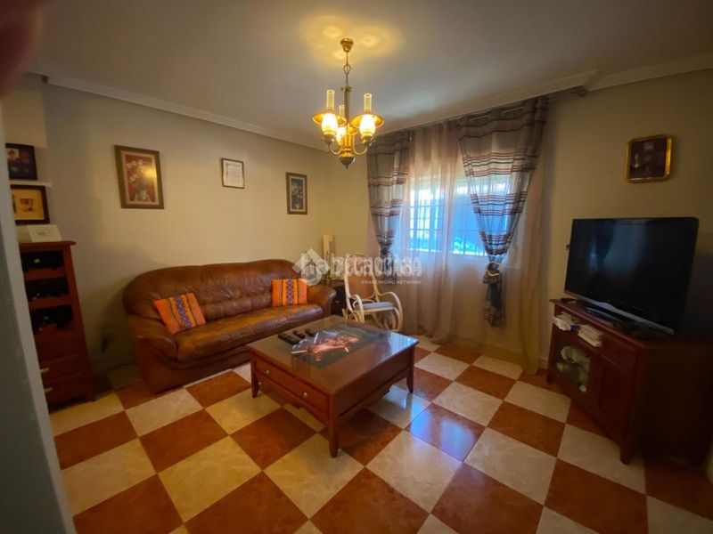 Foto 22747f7e-c3b4-4b58-873c-91afb0e5ada0. Casa aparellada amb calefacció a San Roque - Ronda Norte Badajoz