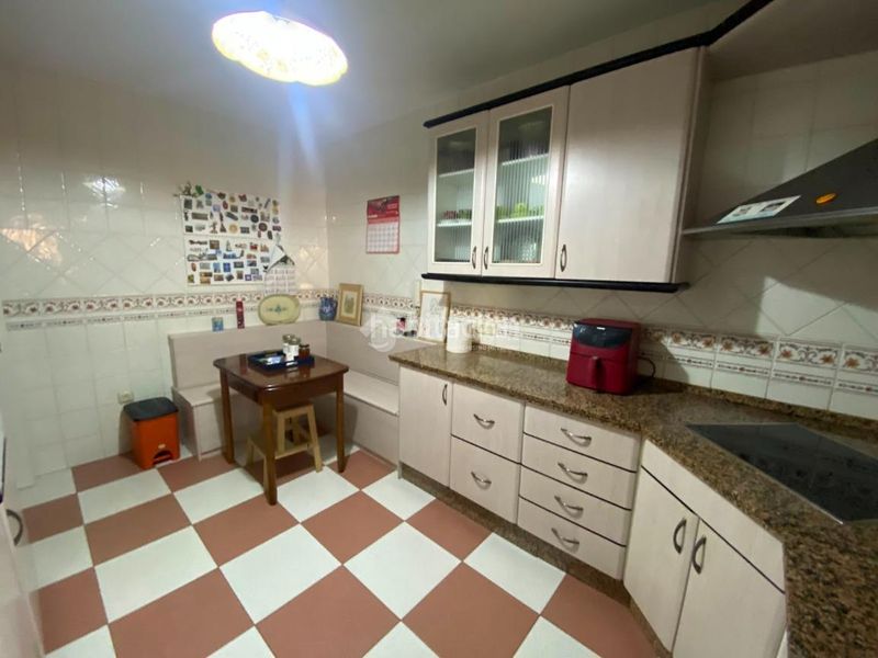 Foto e2d0f129-4bd4-466d-962c-ed74d3ce7ec6. Casa aparellada amb calefacció a San Roque - Ronda Norte Badajoz