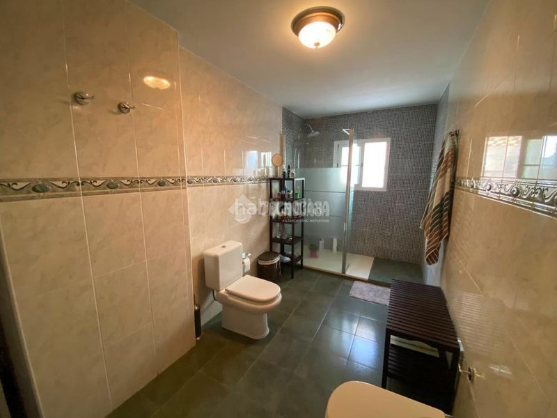 Foto f6b3e809-43a8-4cbd-89a5-452fdbd558e6. Casa aparellada amb calefacció a San Roque - Ronda Norte Badajoz