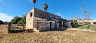 Mas à Selva. Macnifica finca con casa mallorquina