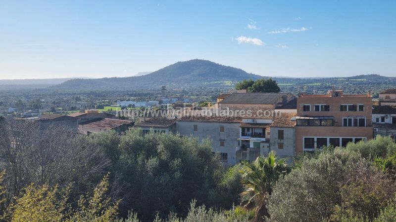 Foto 0f155091-97ed-46a3-a0de-a8d27ac23ce2. Masia amb aparcament a Campanet