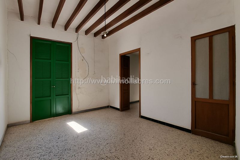 Foto 36834a2c-e43f-416a-9fa6-96bee10f71a4. Masia amb aparcament a Campanet