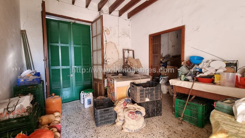 Foto 393e5ba7-fc29-4935-9b56-f3bdc10dbe4c. Masia amb aparcament a Campanet
