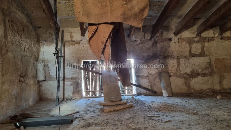 Foto 7da8e2a6-060b-4798-9dd3-d884879d5cb6. Masia amb aparcament a Campanet