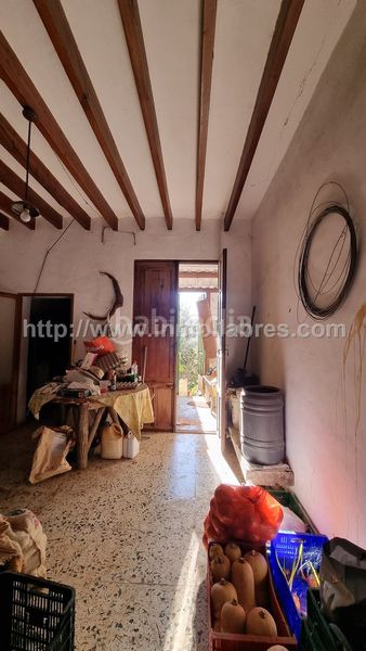 Foto a58ceebd-5af2-4098-b3c0-4b6e04f997b1. Masia amb aparcament a Campanet