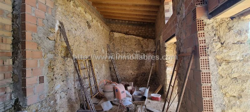Foto 1f58da9f-0fff-422a-9873-a7078ab04131. Masía f rustica pegado a con edificacion en Cristo Rey-Parque Europa Inca