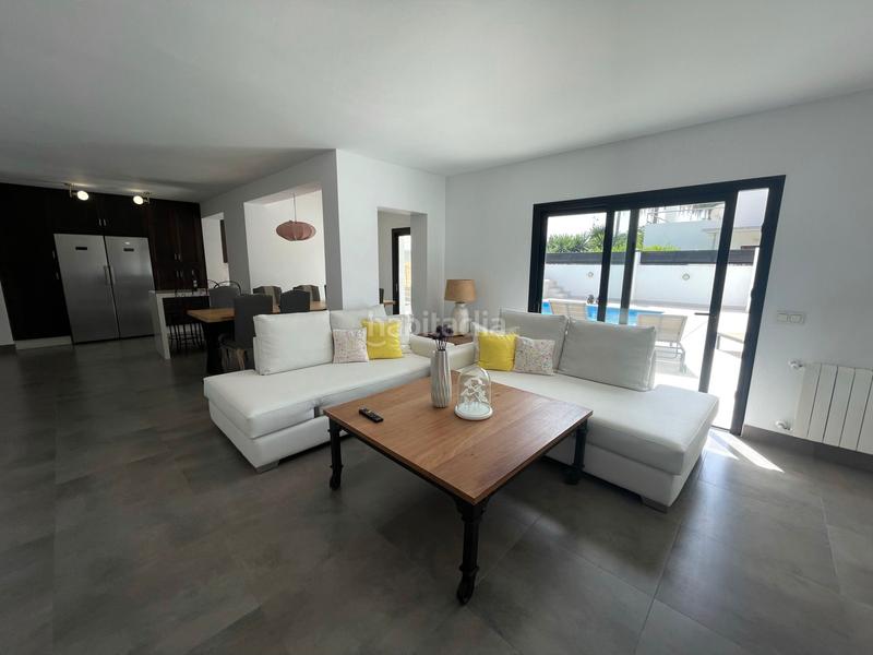 Foto 19176a80-a42f-4ec6-a6c8-1630acb30bdc. Chalet villa en un único nivel en linda vista en Nueva Alcántara Marbella