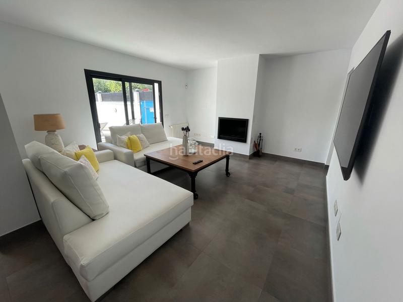 Foto 1ec37a7d-ba77-4869-977f-92d13e7e0656. Chalet villa en un único nivel en linda vista en Nueva Alcántara Marbella