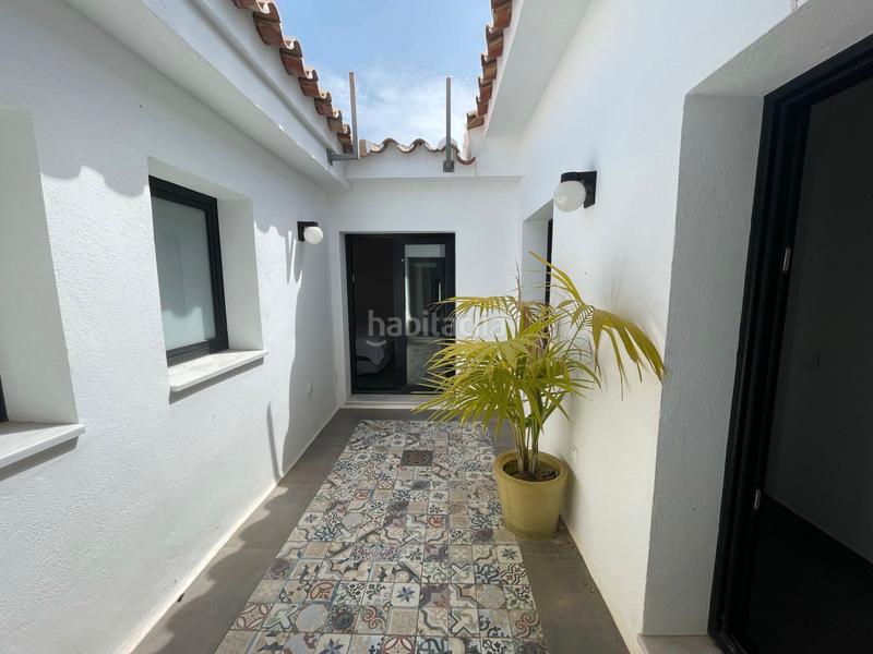 Foto 79684608-11cc-4498-b5d4-a91564110f66. Chalet villa en un único nivel en linda vista en Nueva Alcántara Marbella