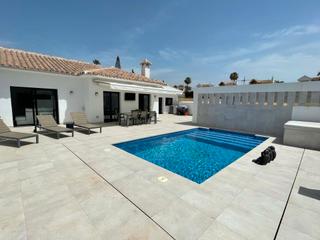 Chalet à Nueva Alcántara. Villa en un único nivel en linda vista