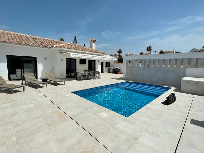 Foto c5f1e5b1-c753-4064-8428-201e4b76c3c4. Chalet villa en un único nivel en linda vista en Nueva Alcántara Marbella