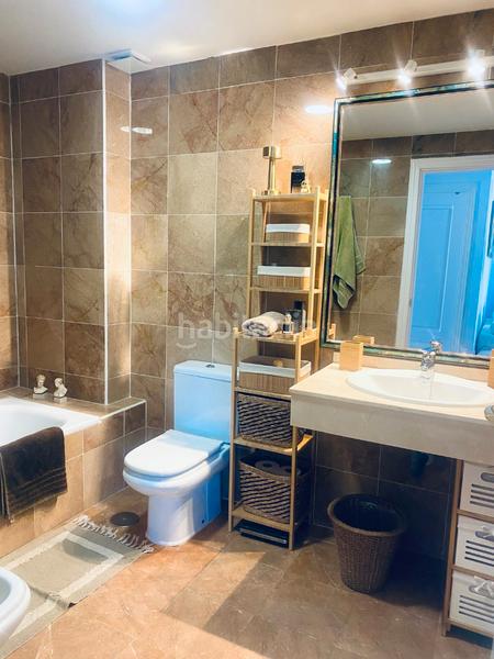 Foto 13f508c8-0a77-4d2a-bb6b-a71281e7bd75. Rent penthouse in calle carril del relojero 2 in Romana Playa Marbella