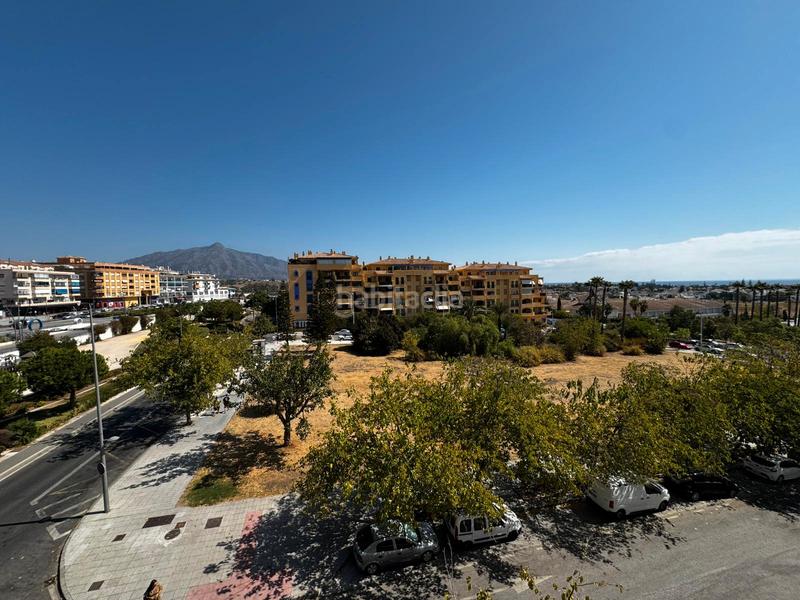 Foto 54cdb48c-dc71-4037-83c0-8eefb7cd3314. Miete appartement in avenida burgos 1 in Nueva Alcántara Marbella