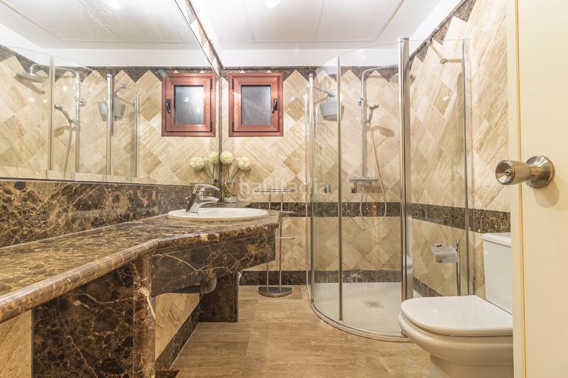 Foto 23809025-dbea-47b3-895f-fc3d47a23798. Apartamento en urbanización las petunias 2 apartamento en noray playa en Marbella