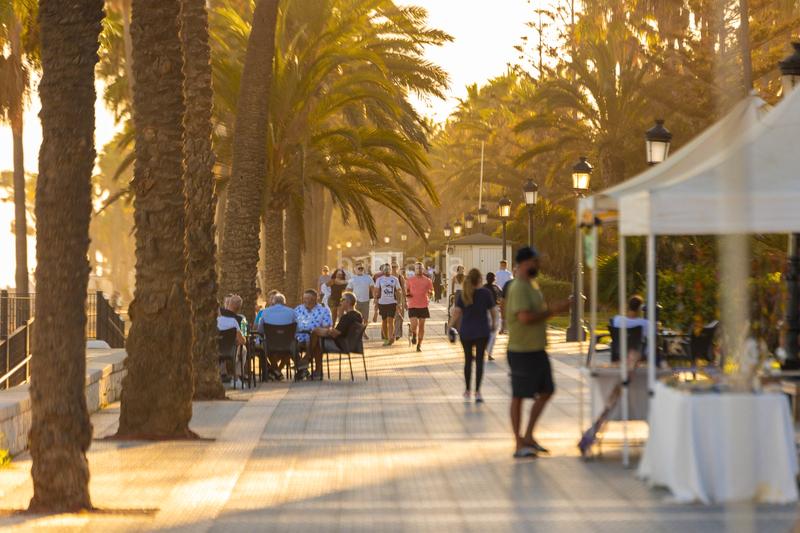 Foto 246b2a70-9891-49a1-af4d-c0e6e213f70f. Apartamento en urbanización las petunias 2 apartamento en noray playa en Marbella