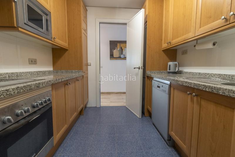 Foto 3d8d909b-fdd9-4bb2-bc00-e99ed2ccf54d. Apartamento en urbanización las petunias 2 apartamento en noray playa en Marbella