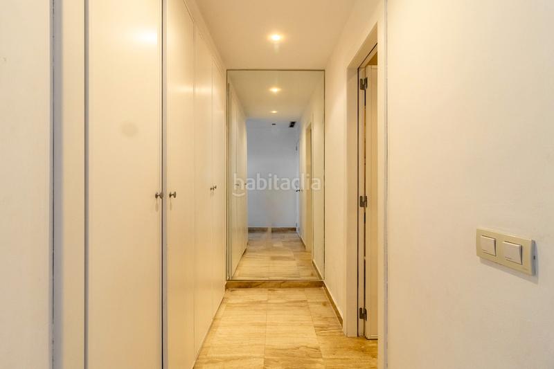 Foto 7926b133-4118-4ea4-80fd-93d11aba6ba1. Apartamento en urbanización las petunias 2 apartamento en noray playa en Marbella