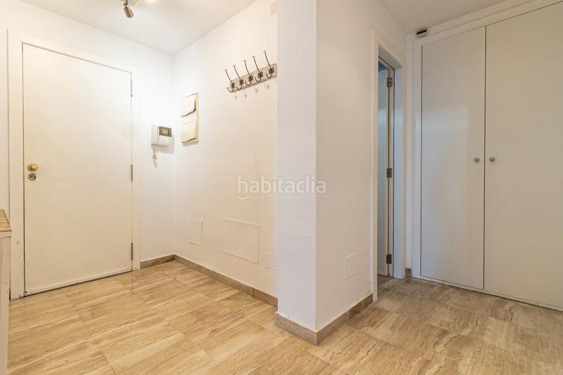 Foto c76ab78e-4976-423a-9bee-df47df65c8a1. Apartamento en urbanización las petunias 2 apartamento en noray playa en Marbella