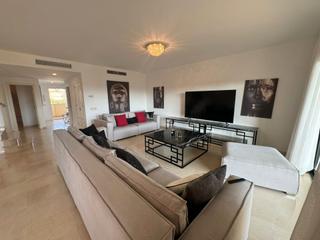 Alquiler Apartamento en Calle 25 50. Magnífico apartamento en alquiler de larga temporada