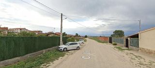 Maison  1(ua8yua25). Se vende casa independiente okupa en talayuela cáceres.