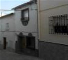 House  Benito lastres. Se vende casa independiente okupa en calle benito lastres 16 de