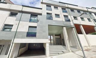 Etagenwohnung  Xazmins (dos). Se vende piso okupa en lalín pontevedra.