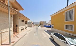 Casa adossada  Jesus garcia. Se vende casa adosada okupa en lorquí murcia.