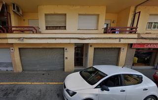 Appartement à Catalunya 18. Fantástico piso okupado en plaza catalunya 18 de salt girona.