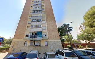 Piso en Gava 70. Se vende piso okupa en avenida gavá 70 de viladecans barcelona.