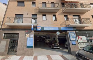 Appartement à Valeri saleta 44. Se vene piso okupado en calle valeri saleta 44 calella, barcelon